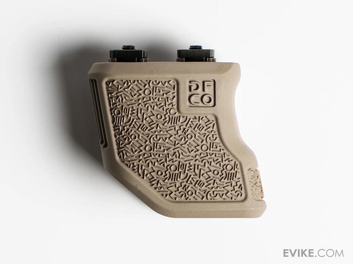 Die Free Co. Tiger Claw M-LOK Grip · Flat Dark Earth